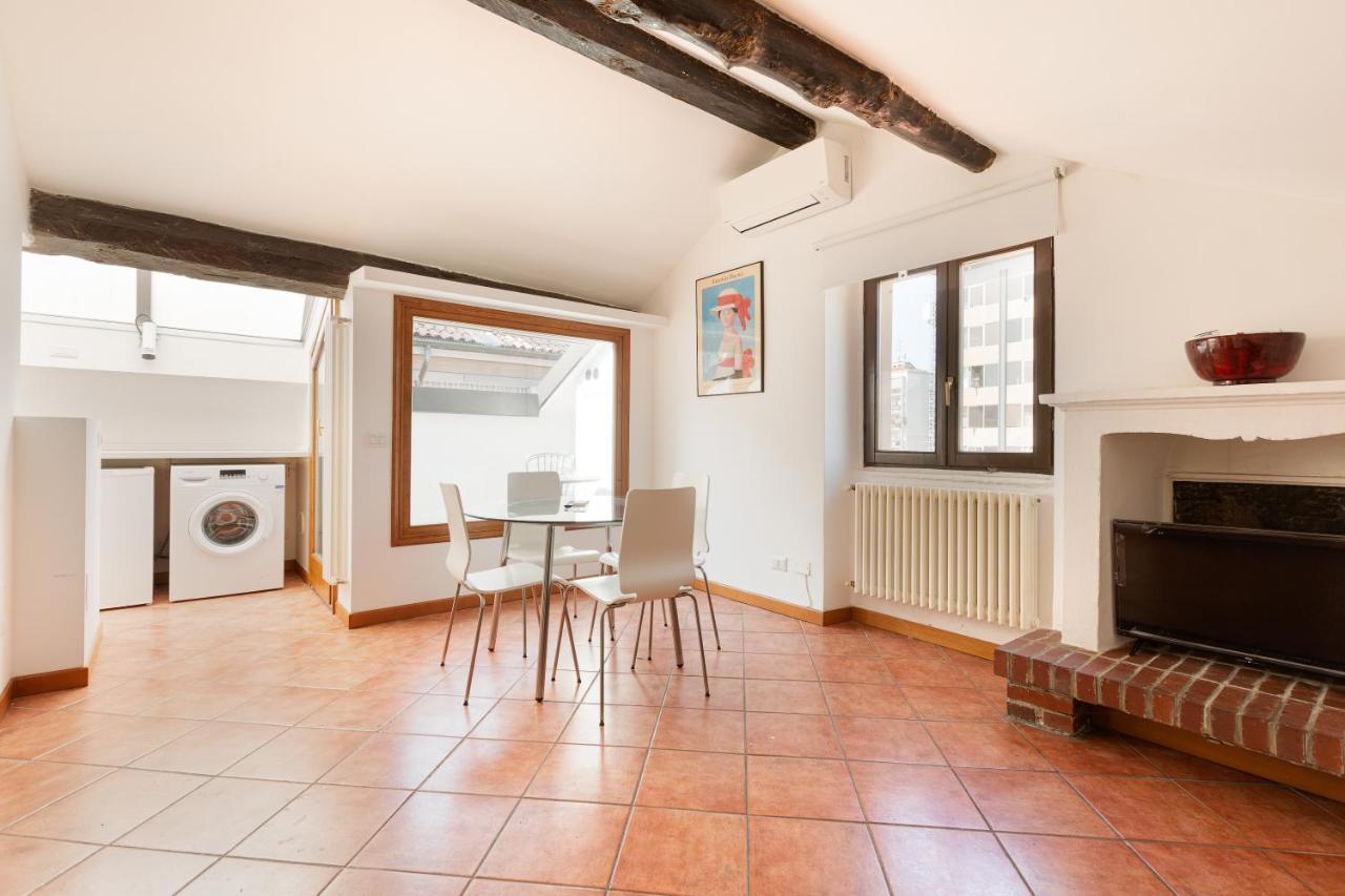 Corso Como Balcony Apartment Milán Exteriér fotografie